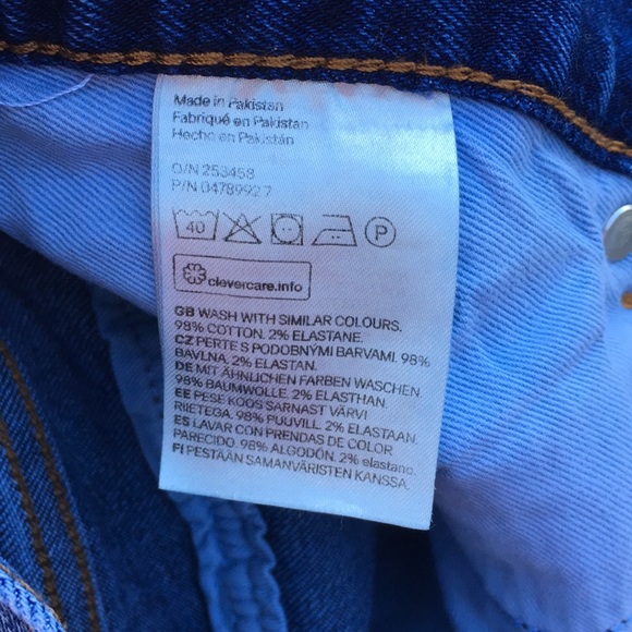 EUC H&M slim fit denim Bermuda shorts - Picture 7 of 12